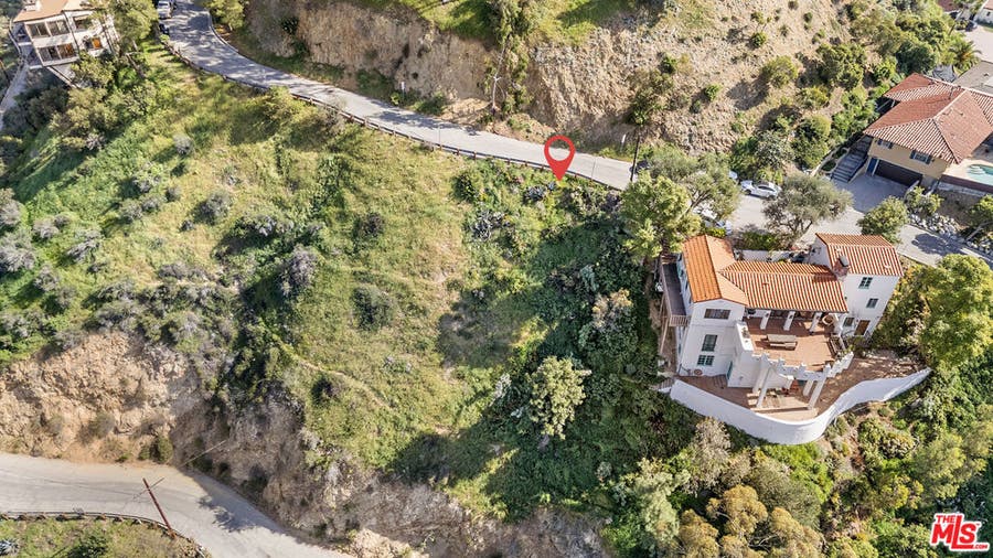 Property photo for 511 Nolan Avenue, Glendale, CA