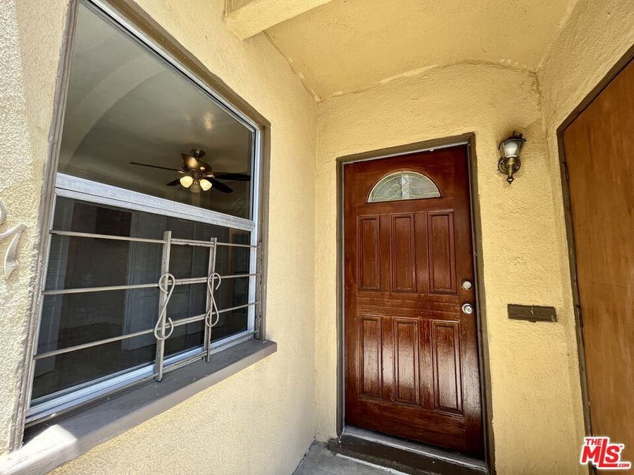 Property photo for 1807 S Redondo Boulevard, #Lower, Los Angeles, CA