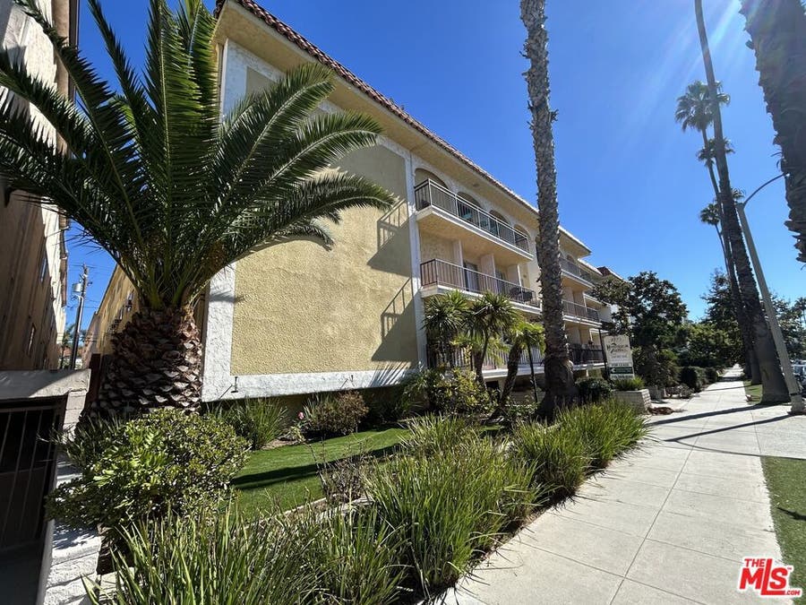 Property photo for 1033 6TH Street, #303, Santa Monica, CA