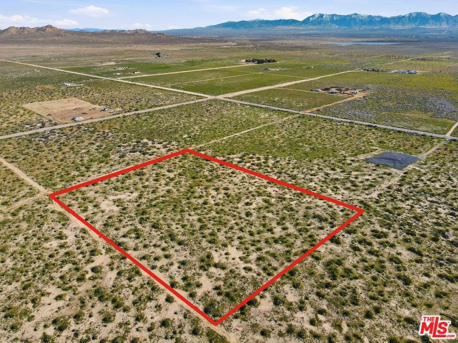 Property photo for 0 Avenue L-12 & 97th Street, Palmdale, CA