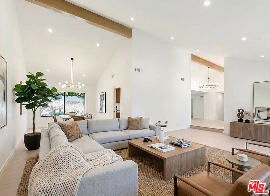 Property photo for 4933 Collett Avenue, Encino, CA