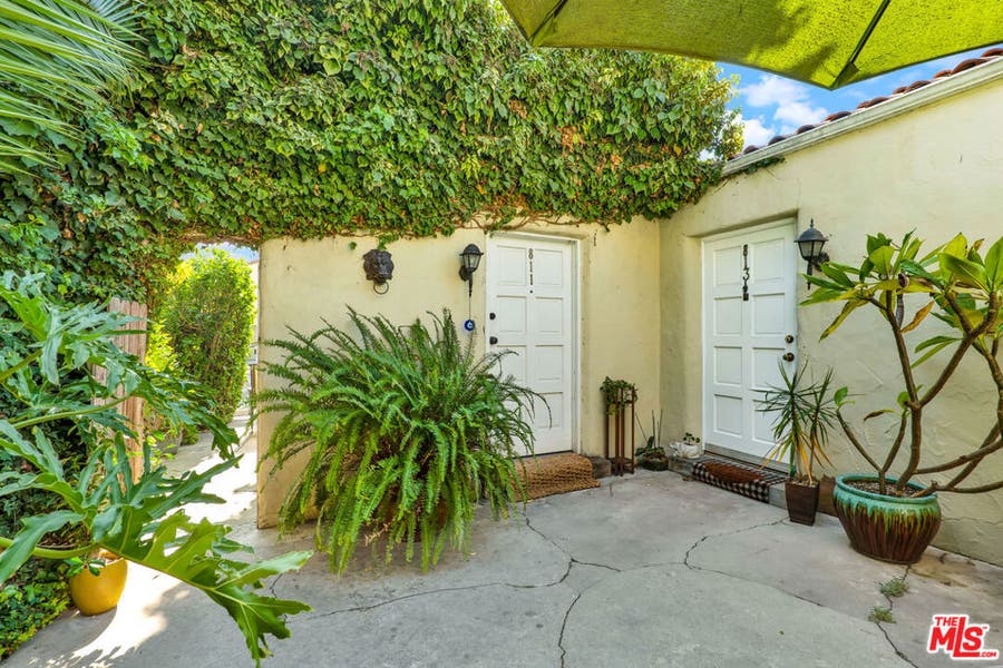 Property photo for 811 N Citrus Avenue, Los Angeles, CA