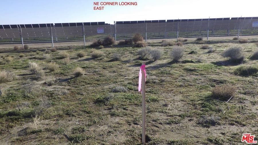 Property photo for 0 34.855963°/-118.384286°, Rosamond, CA