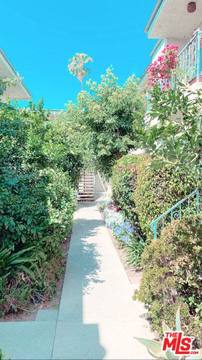Property photo for 11081 ROSE Avenue, #25, Los Angeles, CA