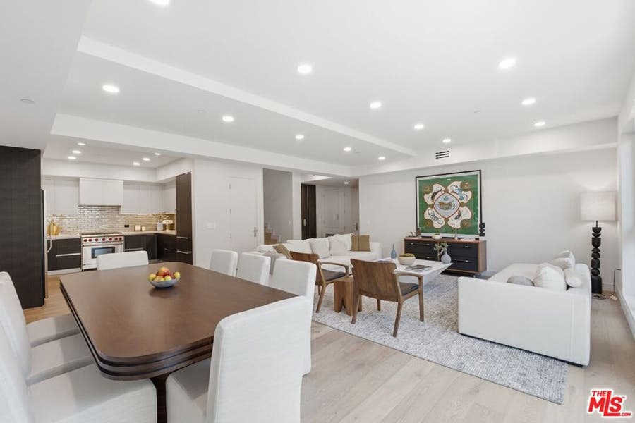 Property photo for 505 S Barrington Avenue, #104, Los Angeles, CA