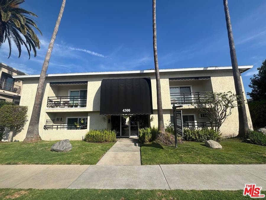 Property photo for 4300 Tujunga Avenue, Studio City, CA