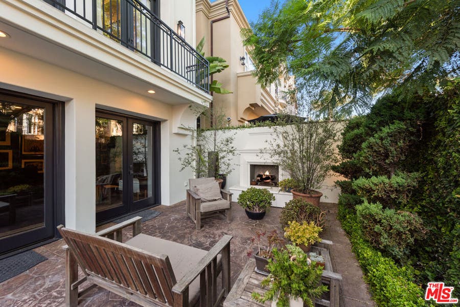 Property photo for 123 Channel Pointe Mall, Marina Del Rey, CA