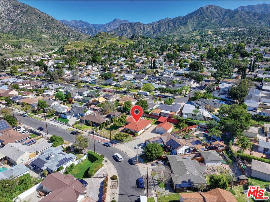 Property photo for 10938 Wescott Avenue, Sunland, CA