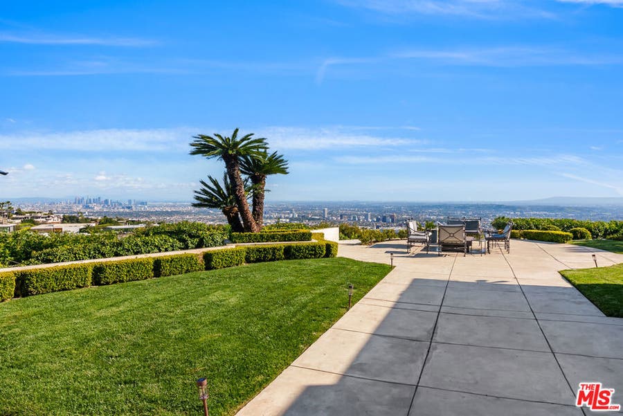 Property photo for 380 Trousdale Place, Beverly Hills, CA
