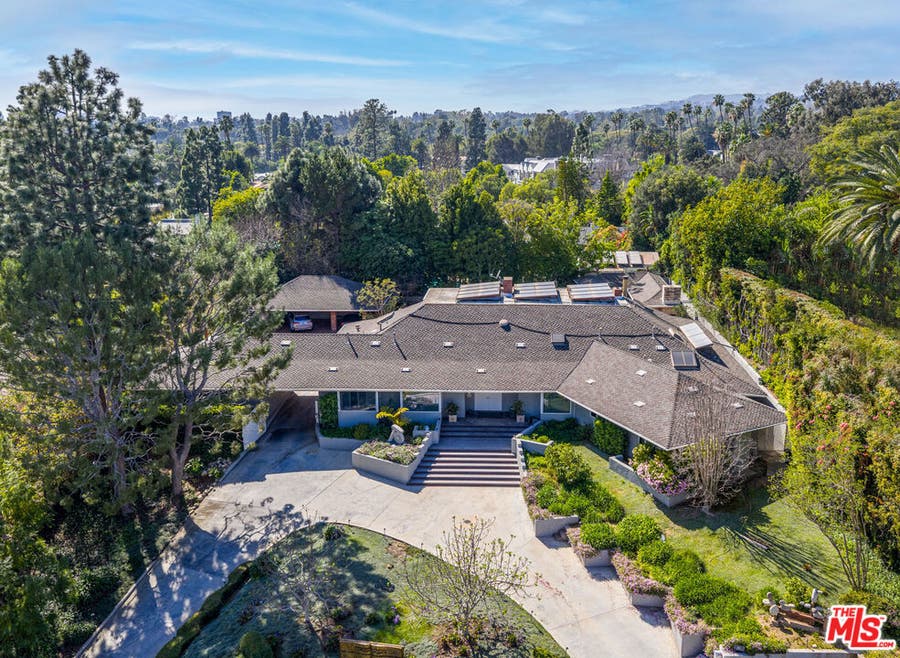 Property photo for 917 Oxford Way, Beverly Hills, CA