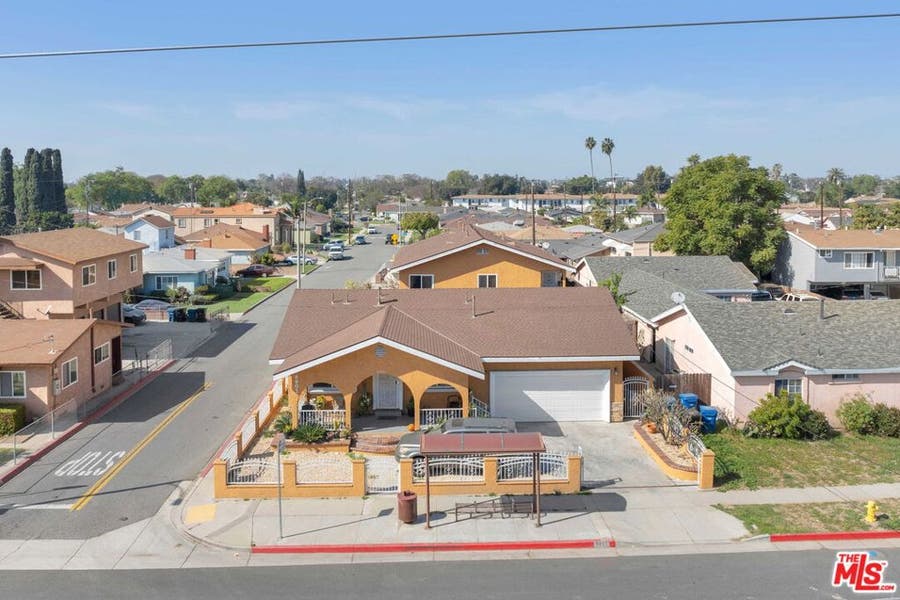 Property photo for 6901 Wilcox Avenue, Bell, CA