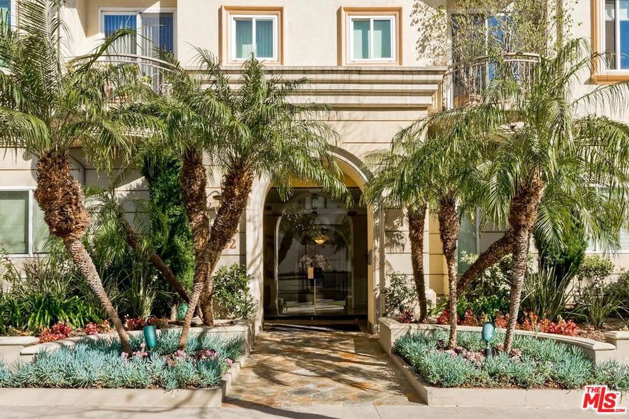 Property photo for 132 S Maple Drive, #101, Beverly Hills, CA