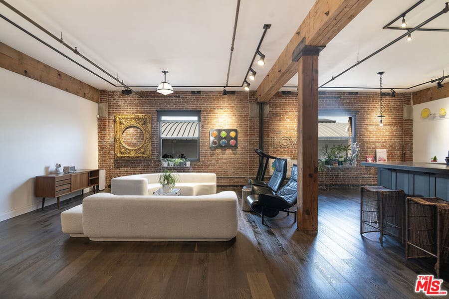 Property photo for 215 S Santa Fe Avenue, #6, Los Angeles, CA