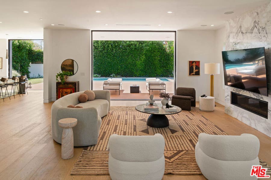 Property photo for 2819 S Canfield Avenue, Los Angeles, CA