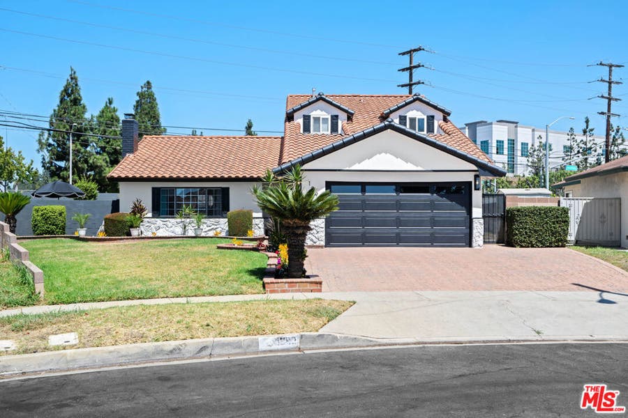 Property photo for 1293 E Bankers Drive, Carson, CA