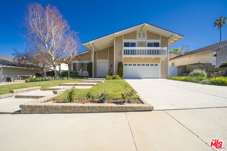 Property photo for 24086 Avenida Crescenta, Valencia, CA