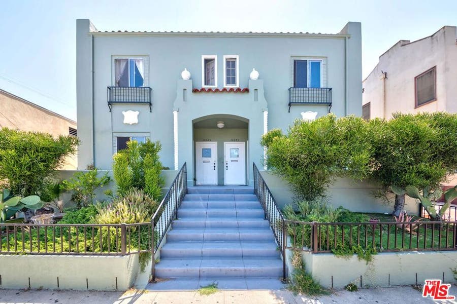 Property photo for 1662 S Harvard Boulevard, Los Angeles, CA