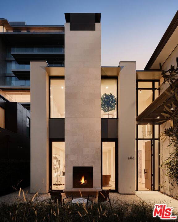 Property photo for 8880 Rosewood Avenue, West Hollywood, CA