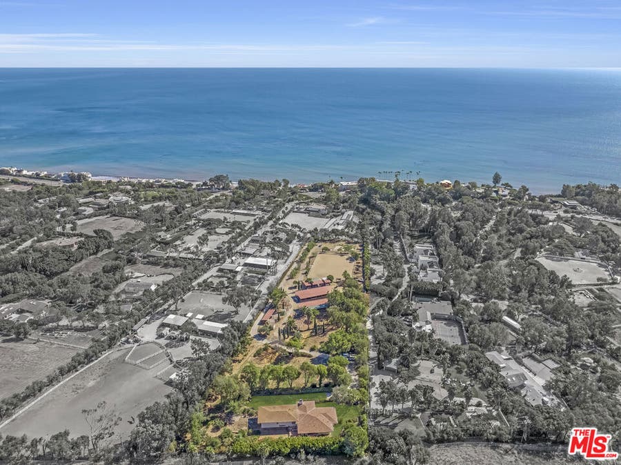 Property photo for 27349 Pacific Coast Highway, Malibu, CA