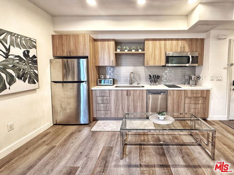 Property photo for 723 S St Andrews Place, #507, Los Angeles, CA