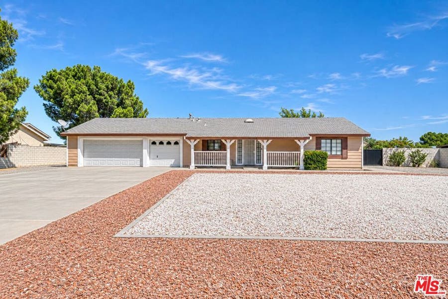 Property photo for 12865 Amethyst Road, Victorville, CA