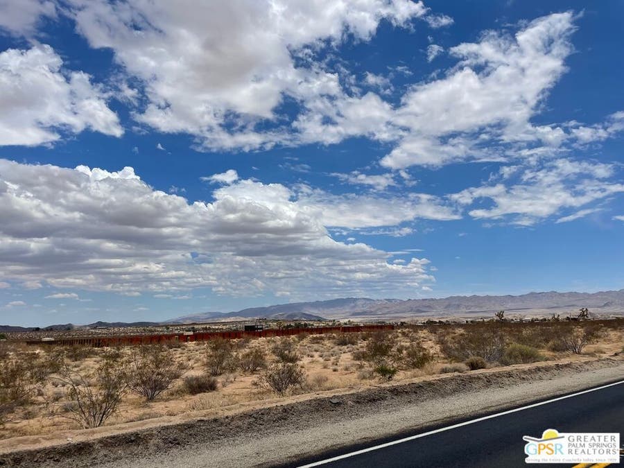 Property photo for 32 Border Ave, Joshua Tree, CA