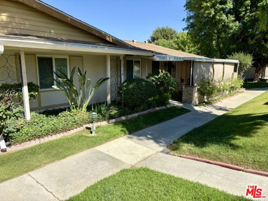 Property photo for 26833 Avenue Of The Oaks, #A, Newhall, CA