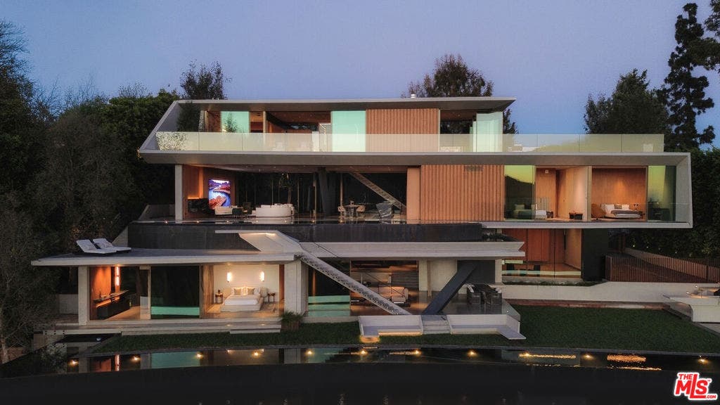 1331 Linda Flora Drive, Los Angeles, CA 90049 1331 Linda Flora Drive, Los Angeles, CA 90049
