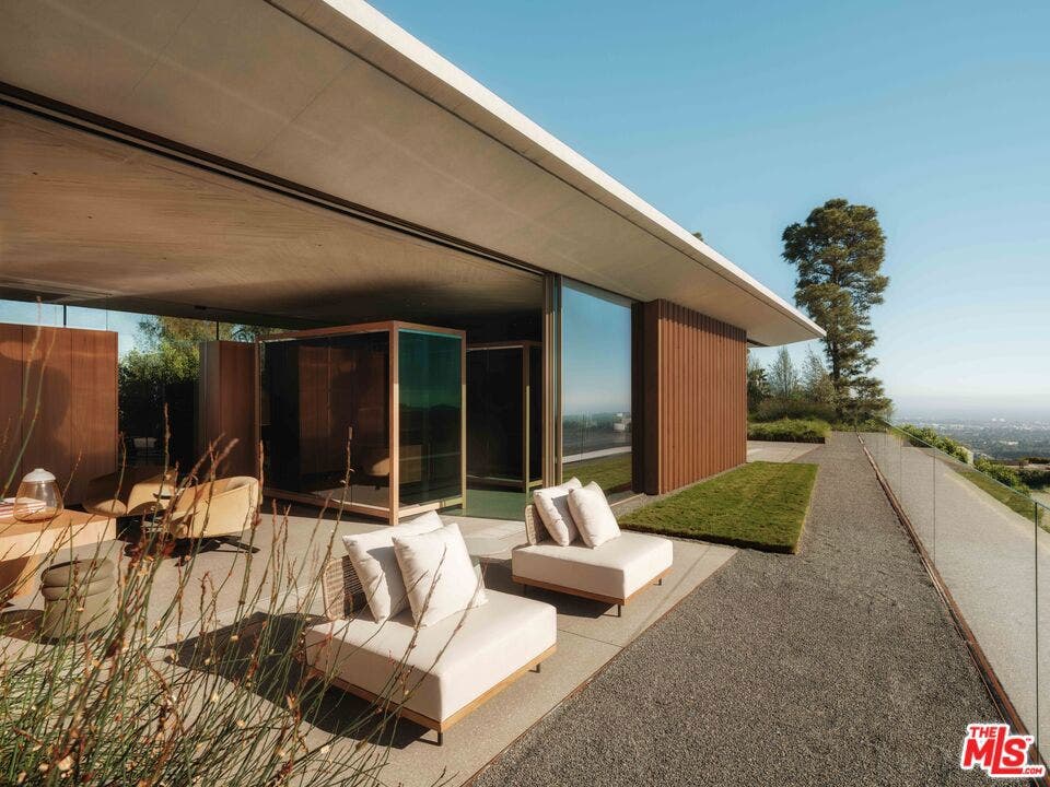 1331 Linda Flora Drive, Los Angeles, CA 90049 1331 Linda Flora Drive, Los Angeles, CA 90049