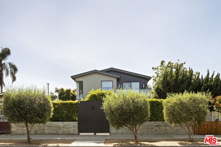 Property photo for 2137 Glyndon Avenue, Venice, CA