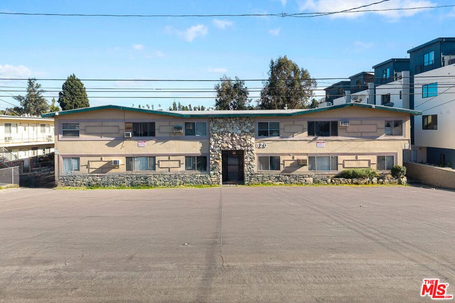 Property photo for 820 Chestnut Avenue, Los Angeles, CA