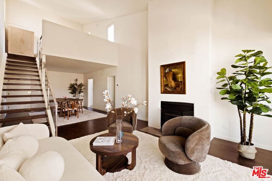 Property photo for 725 S Barrington Avenue, #301, Los Angeles, CA