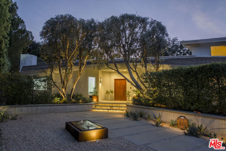 Property photo for 3833 Hayvenhurst Drive, Encino, CA