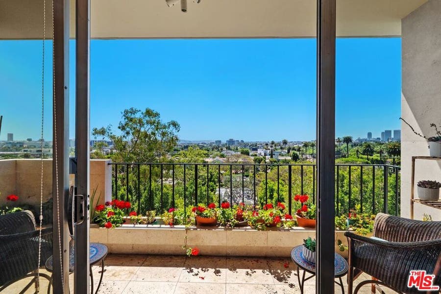 Property photo for 818 N Doheny Drive, #606, West Hollywood, CA
