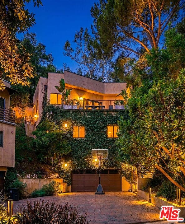 Property photo for 7028 Treasure Trail, Los Angeles, CA