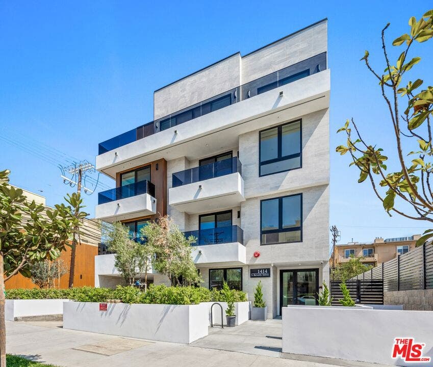 Property photo for 1414 S Beverly Dr, #301, Los Angeles, CA