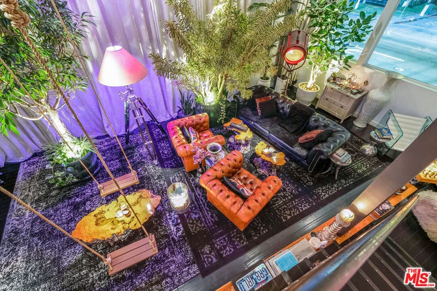 Property photo for 2513 Lincoln Boulevard, Venice, CA