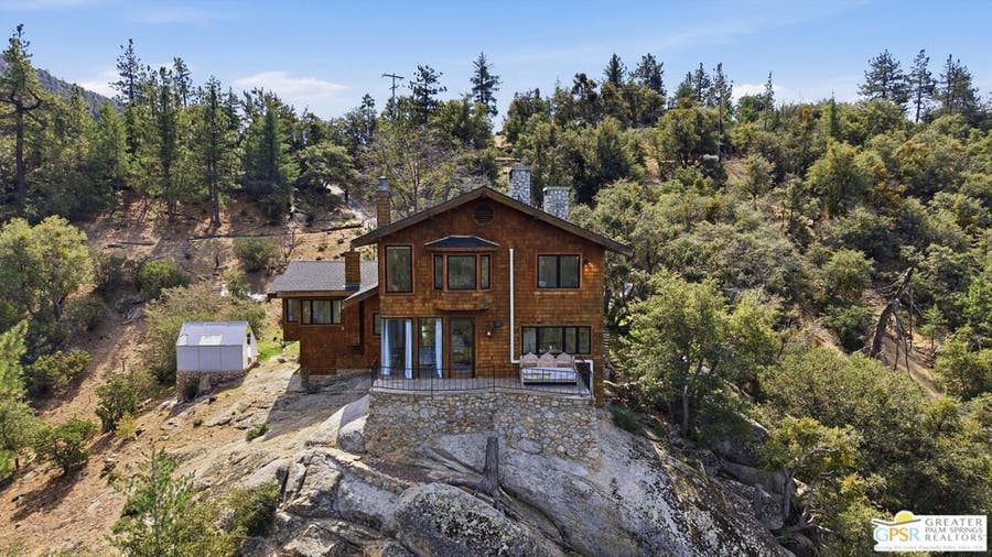 Property photo for 54620 Crest Drive, Idyllwild, CA