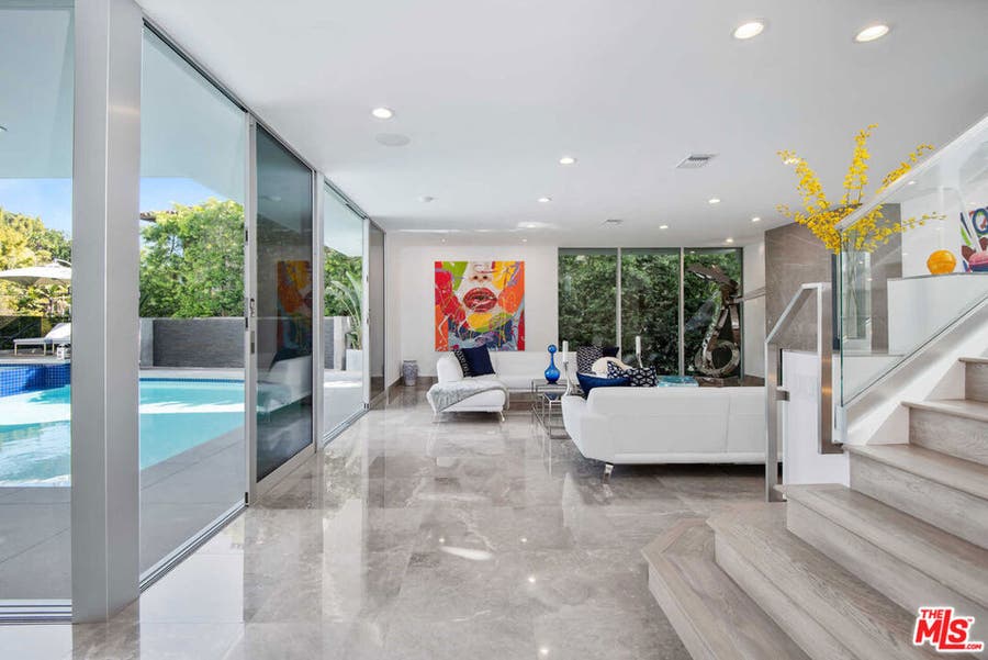 Property photo for 1250 Angelo Drive, Beverly Hills, CA