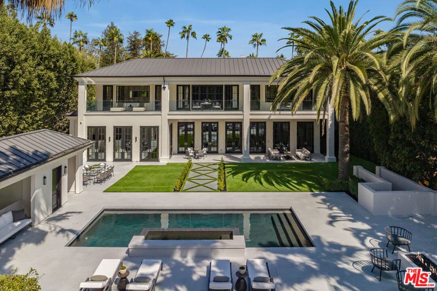 Property photo for 917 N Crescent Drive, Beverly Hills, CA