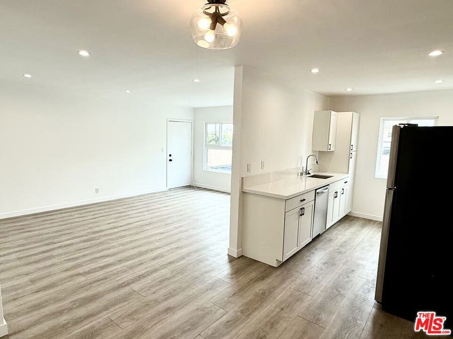 Property photo for 1000 Havenhurst Drive, #7, West Hollywood, CA