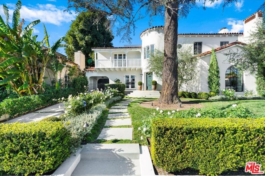 Property photo for 329 S Roxbury Drive, Beverly Hills, CA