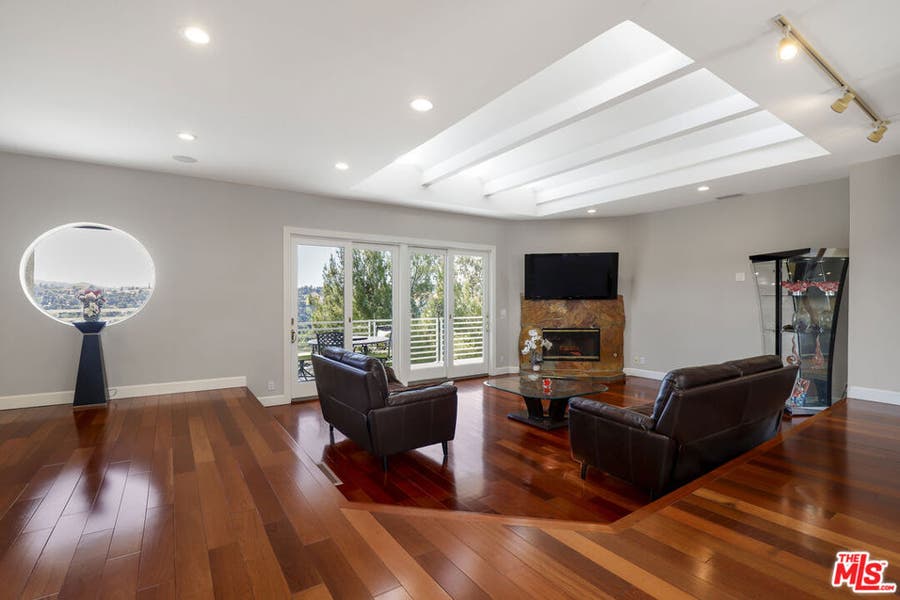 Property photo for 5045 Calatrana Drive, Woodland Hills, CA