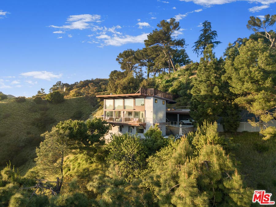 Property photo for 1735 Summitridge Drive, Beverly Hills, CA