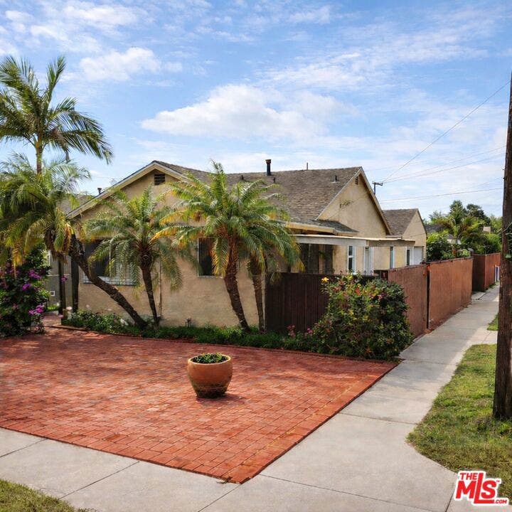 Property photo for 2700 Norton Avenue, Lynwood, CA
