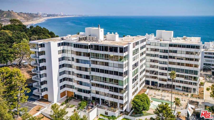 Property photo for 17352 W Sunset Boulevard, #606, Pacific Palisades, CA