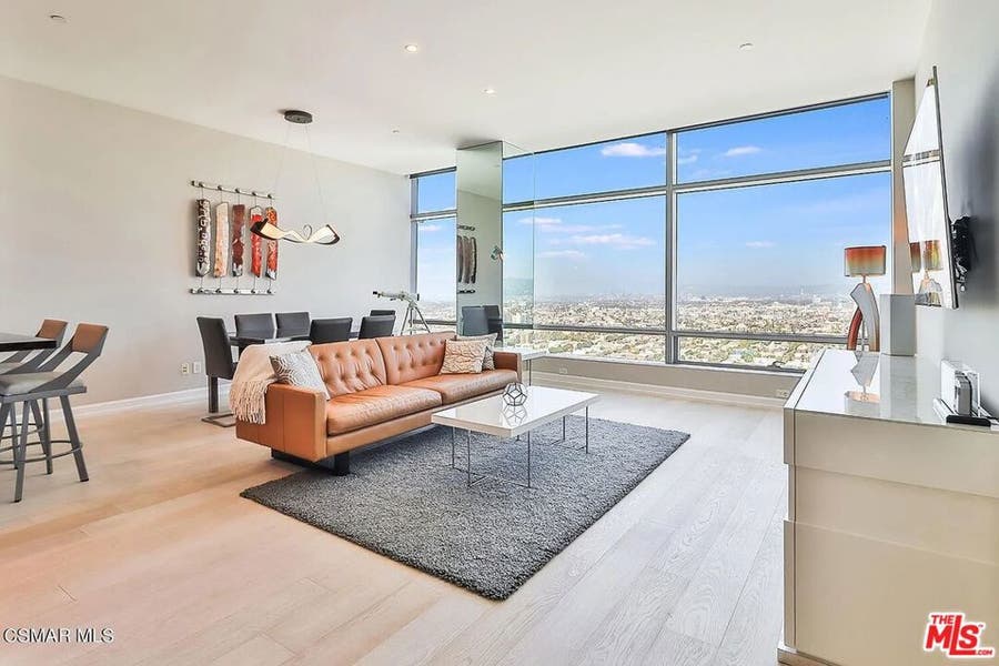 Property photo for 900 W Olympic Boulevard, #34D, Los Angeles, CA