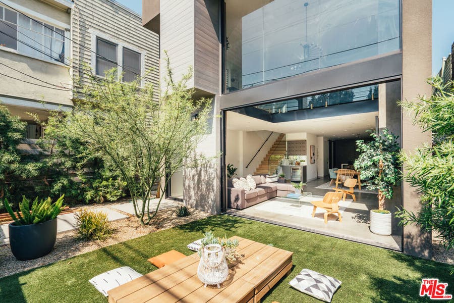 Property photo for 213 Horizon Avenue, Venice, CA