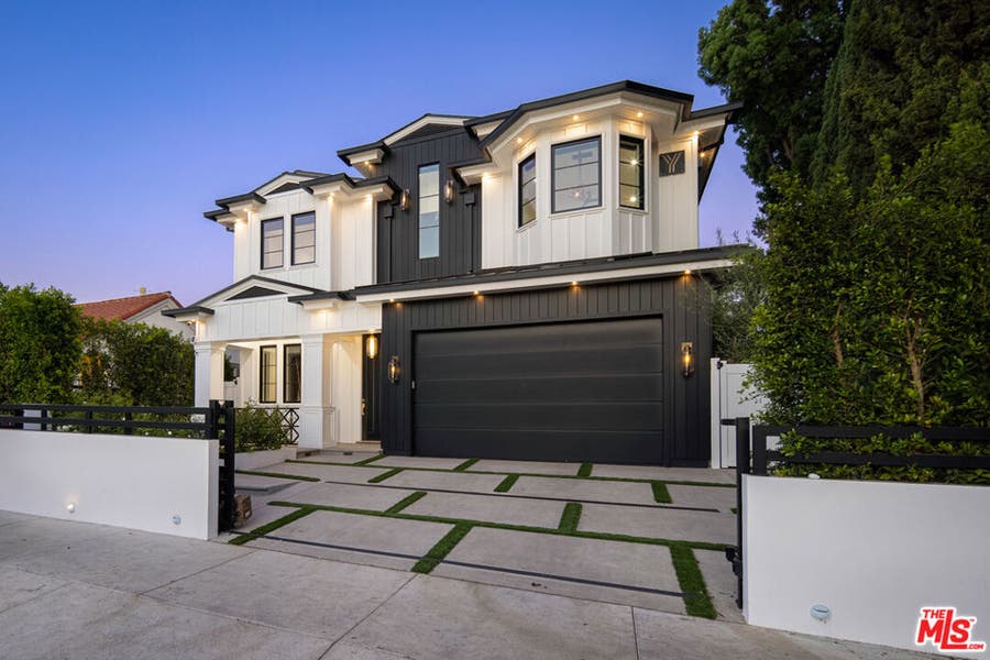 Property photo for 806 N Gardner Street, Los Angeles, CA