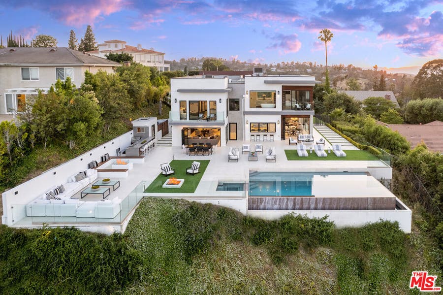 Property photo for 4338 Gayle Drive, Tarzana, CA